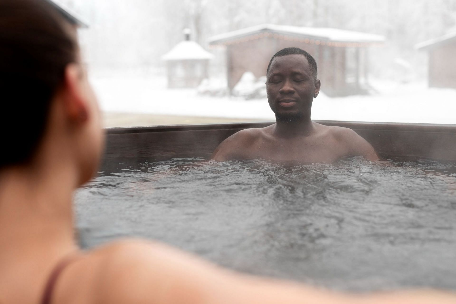 Cold water benefits: Can boost your mood and help you calm down (Image by Freepik)